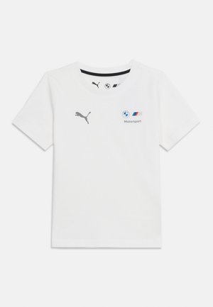 Balti trumpomis rankovėmis marškinėliai su Puma logotipu kairėje krūtinės pusėje ir BMW Motorsport logotipu dešinėje krūtinės pusėje žemiau apykaklės.