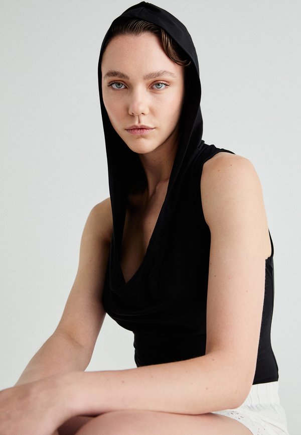 DRAPED HOODED SLEEVELESS - Basic T-shirt3