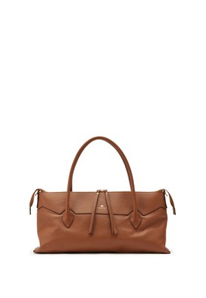 Sac à main en cuir marron avec doubles poignées, fermeture éclair et logo de marque subtil au centre devant.