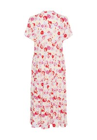 Vestido floral con mangas cortas, con un fondo en tonos pastel y una mezcla de flores rojas y rosas. La falda tiene un detalle fruncido para dar volumen.