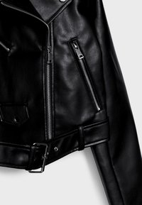 Stradivarius Kurtka ze skóry ekologicznej