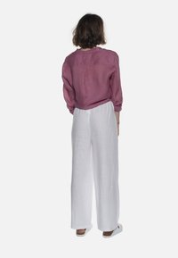ACANFORA Pantaloni - bianco