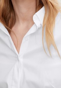 comma Hemdbluse - white