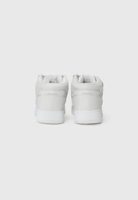 Champion RD18 UNISEX - Chaussures de basket - grey/white/silver-coloured
