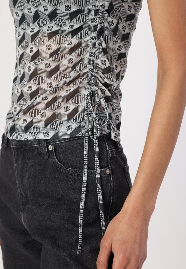 DASTORIA - Top - open miscellaneous3