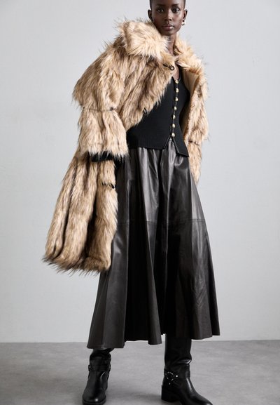 By Malene Birger MIVILO - A-snit nederdel - black