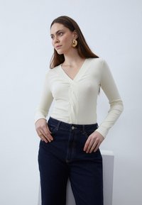 Anna Field Pitkähihainen paita - off-white