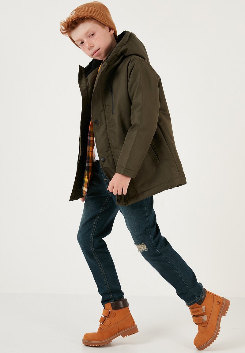 LELA REGULAR FIT - Zimski kaput - khaki