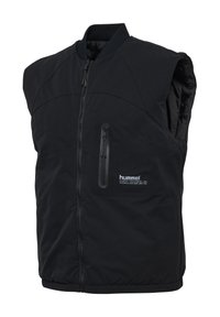 Czarna bezrękawnikowa, pikowana kamizelka z frontowym zamkiem błyskawicznym i zamykaną na zamek kieszenią na piersi, z logo „hummel” oraz elastycznym ściągaczem na dole i przy kołnierzu.