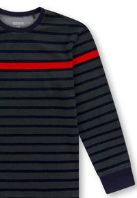 Langärmliges Rundhals-T-Shirt in Dunkelgrün mit navy- und roten Streifen. Weicher Stoff, gerippte Bündchen und ein gerader Saum.