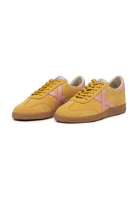 MUNICH Trainers - orange