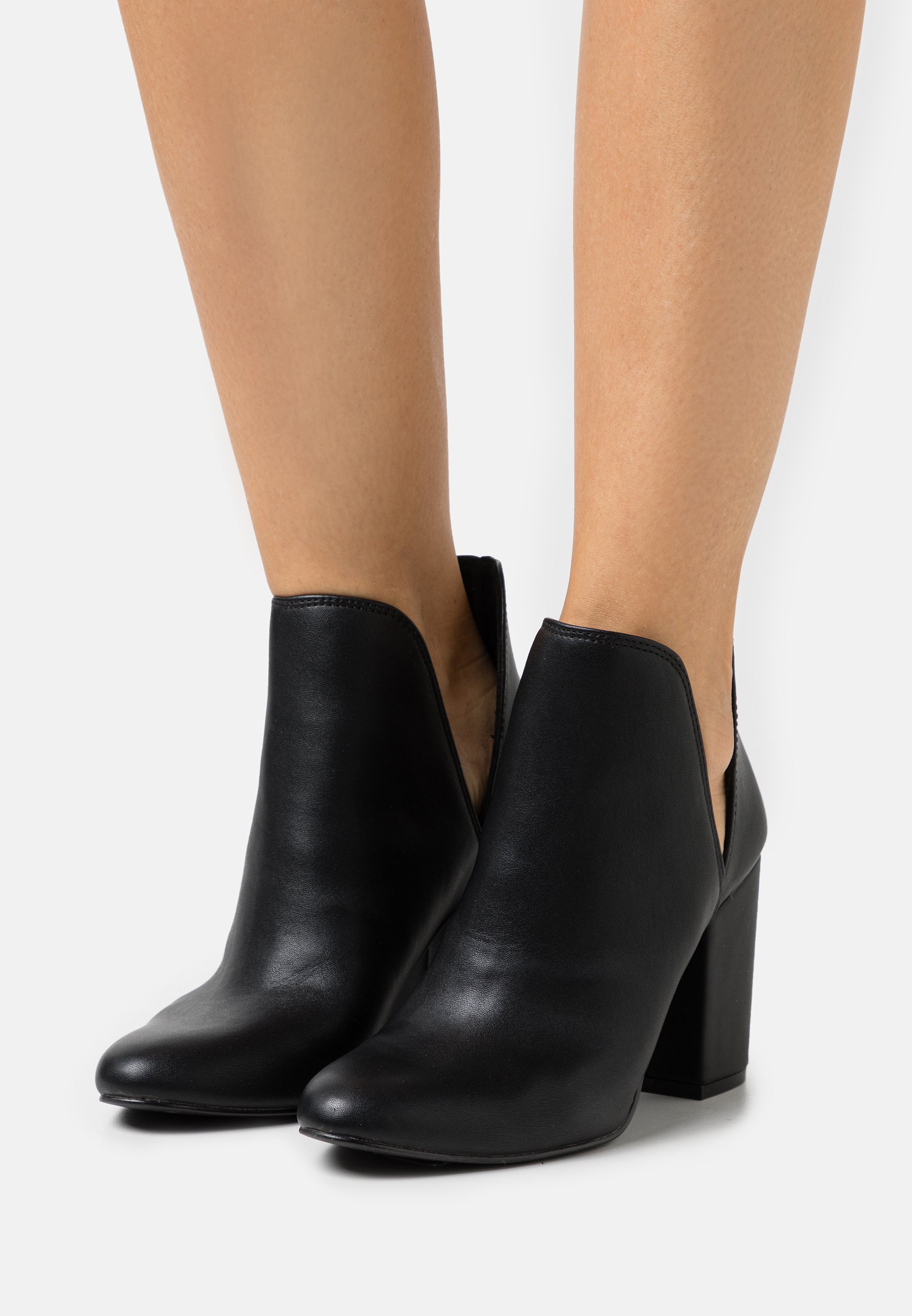 Madden Girl RAVIN - Botines bajos - black paris/negro - Zalando.es