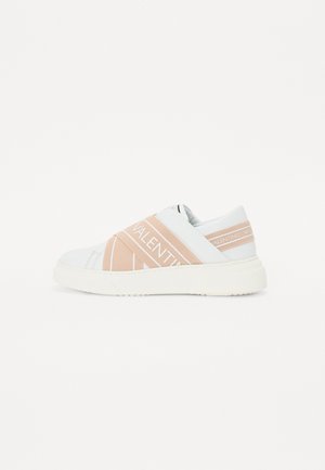 STUNNY - Sportbačiai - white/nude