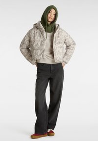 Vans ESSENTIAL RELAXED CREW NECK - Sudadera - light grey