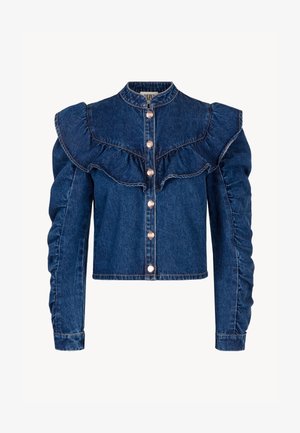 Jeansowa kurtka z falbaną z przodu, bufiastymi rękawami i metalowymi guzikami, w głębokim odcieniu niebieskiego z widocznymi detalami przeszycia.