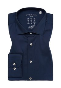 Marineblauwe slim-fit shirt van gladde stof, met een verspreide kraag, witte knopen en een enkel knoopzakje op de mouw.