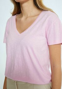 Desires DANNON TEE - Základné tričko - sweet lilac pink