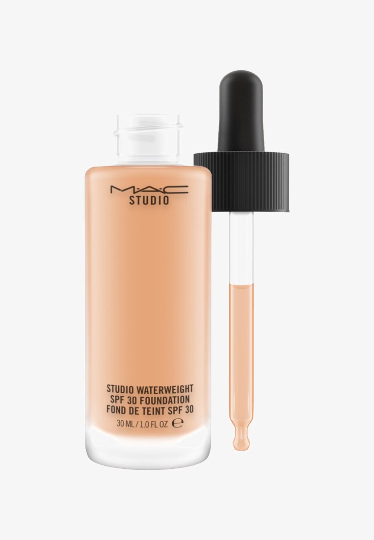 MAC STUDIO WATERWEIGHT SPF30 FOUNDATION - Foundation - nc40