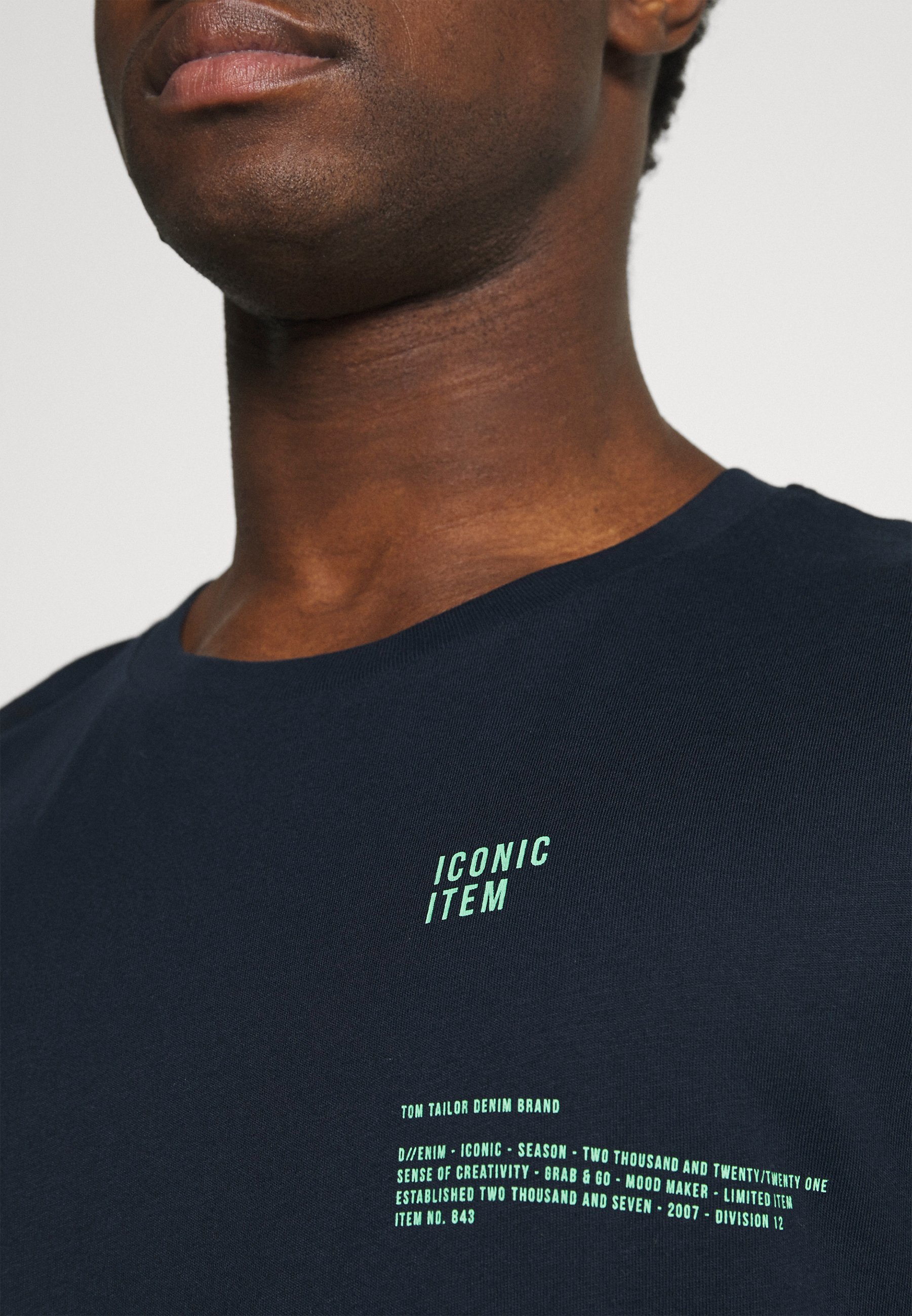 Men Print T-shirt Men Print T-shirt