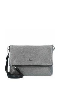 Bolso bandolera gris metálico con un acabado texturizado, compartimento con cremallera y correa ajustable negra. Presenta el logo en la parte frontal.
