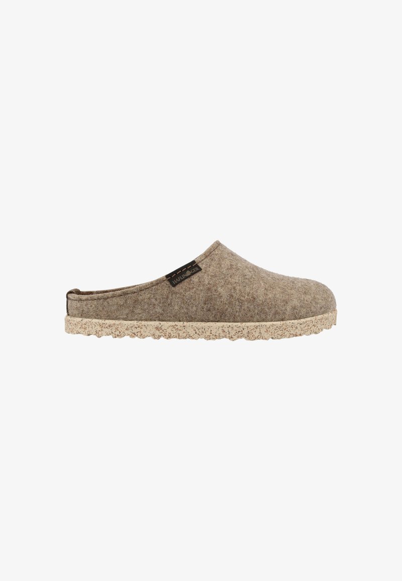 Brown felt clog with a natural textured finish. Lightweight, slip-on design with a beige, ridged rubber sole and subtle branding on the side.
