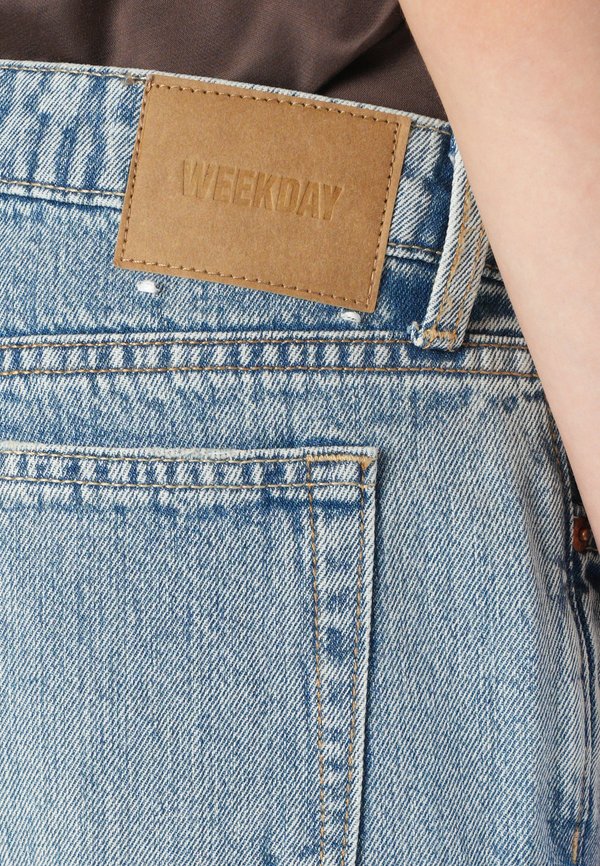 NOVA LOW RISE SLIM BOOTCUT - Bootcut jeans4