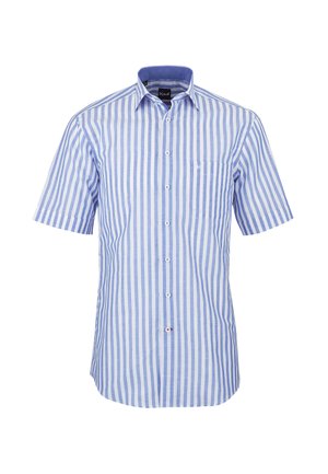 Camicia da uomo a maniche corte con bottoni, righe verticali blu e bianche e taschino sul petto, mostrata su sfondo bianco.