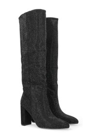 Czarne zamszowe botki sięgające do kolan ozdobione srebrnymi kryształkami, z blokowym obcasem i spiczastym noskiem. Gładka faktura na całej powierzchni.