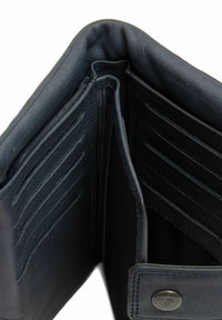 Leren portemonnee in donkerblauw, met meerdere kaartsleuven, een glad interieur en een drukknoopsluiting.