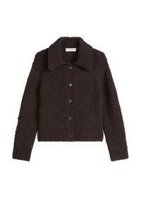 Cardigan in maglia marrone scuro con colletto, caratterizzato da un motivo testurizzato, maniche lunghe e sei bottoni neri sulla parte anteriore.