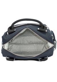 Borsa nera in nylon con una grande cerniera argentata e doppio manico superiore. L'interno presenta una fodera grigia chiara con un motivo a logo ripetuto.
