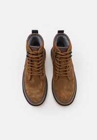 GANT NEBRADA - Lace-up ankle boots - tobacco brown