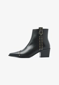 Unausgewählt, black