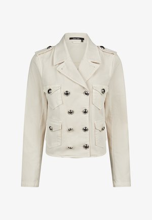 Cremefarbener, doppelreihiger Blazer mit silberfarbenen Knöpfen, vier Klappentaschen, Schulterklappen und großem Kragen, Marke Marc Aurel.