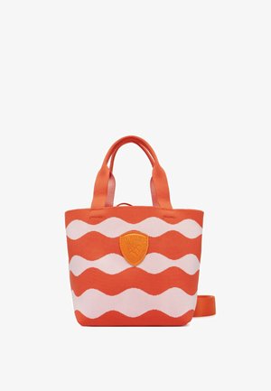 Borsa tote arancione e bianca con strisce ondulate, due manici corti e un piccolo logo cucito al centro frontale.