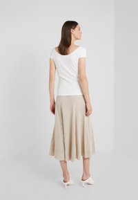 pure cashmere FLARED SKIRT - sukňa v tvare A - oatmeal