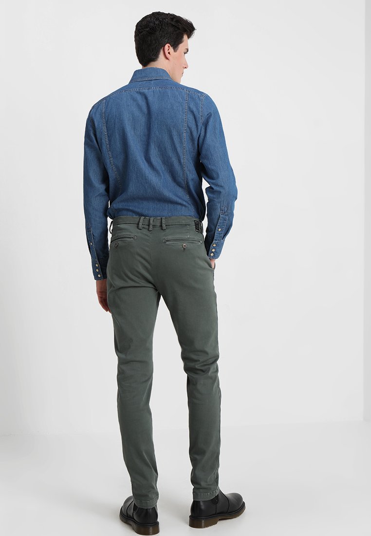 Replay ZEUMAR HYPERFLEX - Jeans Slim Fit - olive/khaki - Zalando.de