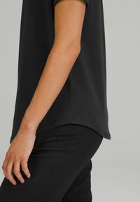 lululemon LOVE CREW - Jednoduché tričko - black