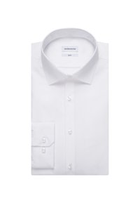 Biała koszula slim fit uszyta z gładkiego materiału, z klasycznym kołnierzykiem, guzikami z przodu oraz mankietem z pojedynczym guzikiem, o prostym designie.