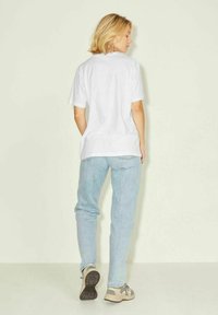 JJXX JXAMBER SS RELAXED EVERY SQUARE NOOS - Camiseta estampada - bright white 3