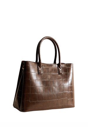 Sac à main en cuir marron avec motif crocodile, deux poignées arrondies et une forme rectangulaire structurée.