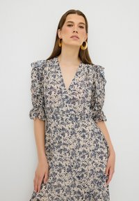 adL SLEEVE DETAILED  - Vestido informal - printed navy blue