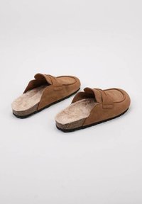 SENSES & SHOES Chaussons - camel