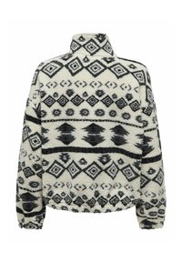 Fleece pulover s visokim ovratnikom, s geometrijskim uzorkom u crnoj i bijeloj boji, meke teksture te elastičnim rubom i manžetama.