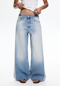 PULL&BEAR - Straight leg jeans - blue denim Thumbnail Image 1