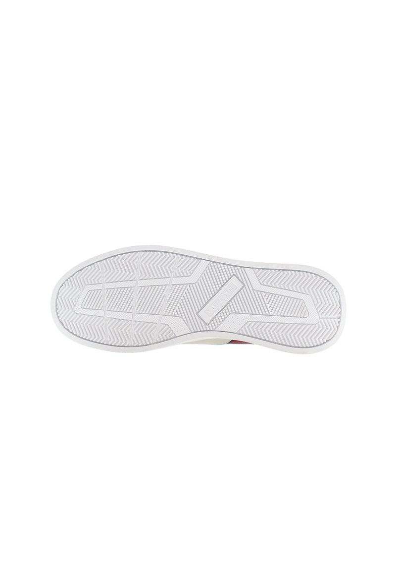 Semelle de chaussure en caoutchouc blanche présentant un motif en chevrons, avec des rainures texturées et un détail de renforcement central. Forme plate et arrondie.
