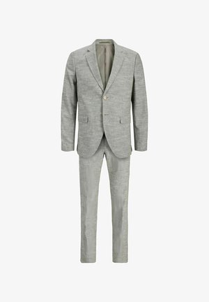 Lichtgrijs tweedelig pak gemaakt van gestructureerde stof. Kenmerkt zich door een geklikte revers, een enkelknoopsluiting en smalle broekspijpen.