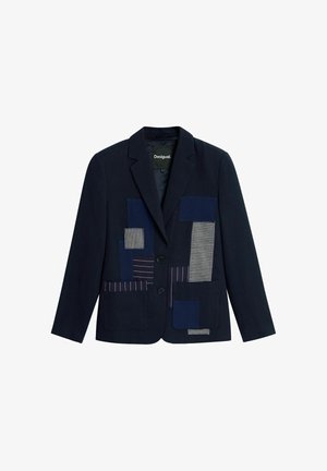 Sõjaväe sinine pintsak kahe nupuga, millel on ees sinise ja triibulise detailiga laiguline muster ning kaks esist taskut.