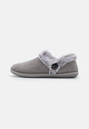 Skechers COZY CAMPFIRE - Papucsok - grey