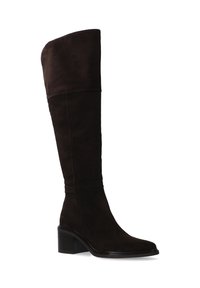 Stiefelette aus Wildleder in Dunkelbraun, knielang, mit spitzer Zehenform und blockförmigem Absatz. Glatte Textur mit schmalem Schaft und ohne sichtbare Beschläge.